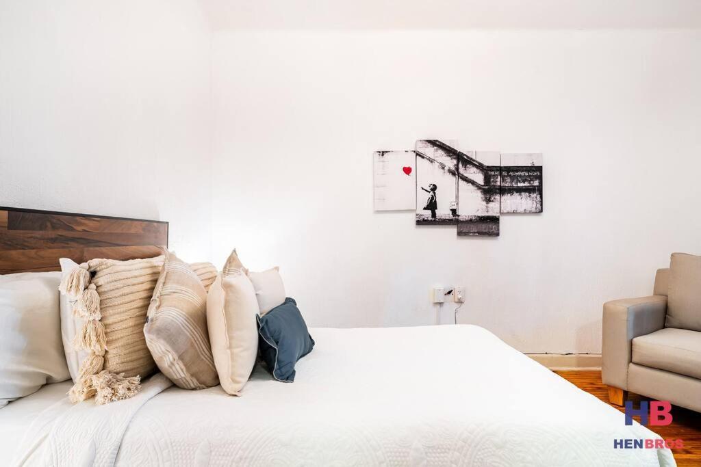 Hermosa Casa Remodelada Con Terraza Privada